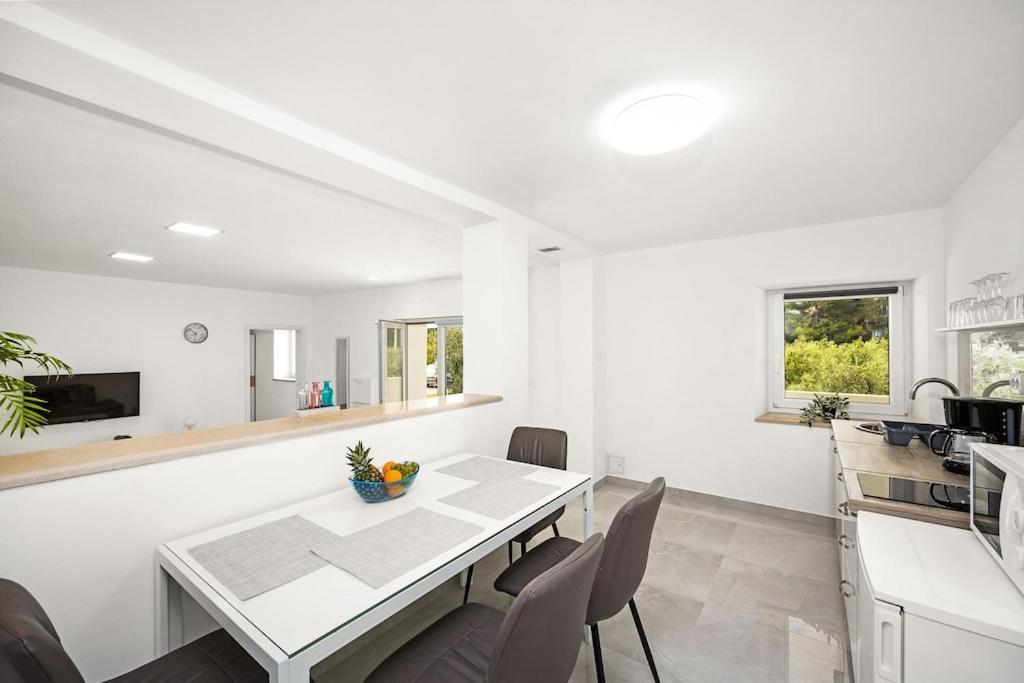 Apartment Olive Garden Near Pula 3 Km From Center And Only 4 Km From The Beach For 4 Persons Dış mekan fotoğraf