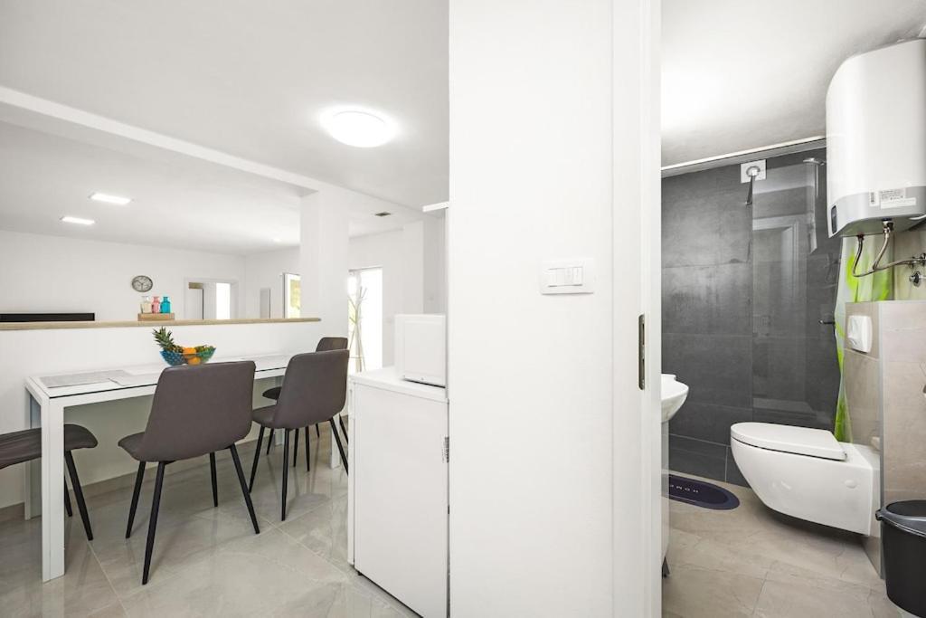 Apartment Olive Garden Near Pula 3 Km From Center And Only 4 Km From The Beach For 4 Persons Dış mekan fotoğraf